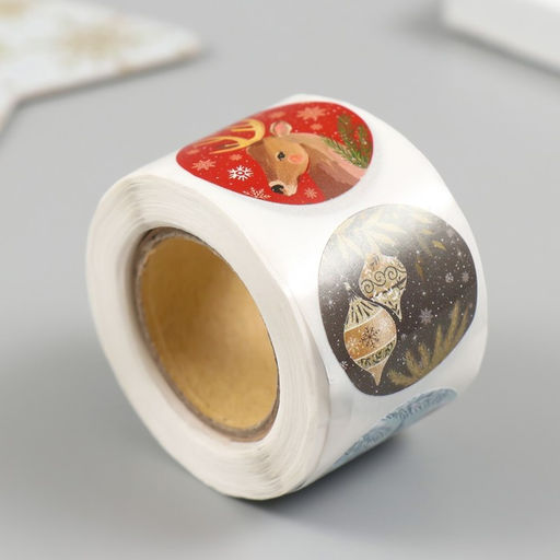 Цена за 2 шт. Наклейка бумага Новогодние игрушки, d=2.5 см, 252 шт. в рулоне - Арт узор фото 2