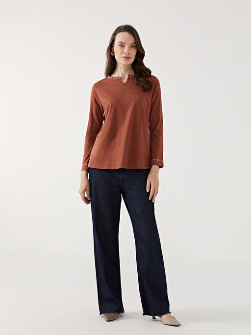 Ka??k Yaka Nak??l? Kad?n Bluz