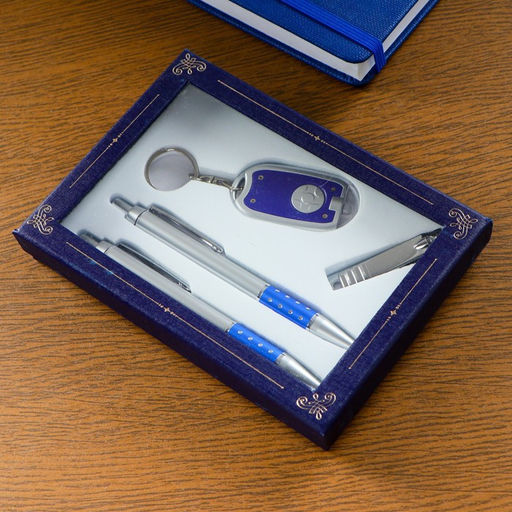 Набор подарочный 4в1 (2 ручки, кусачки, фонарик синий) - Simaland фото 2