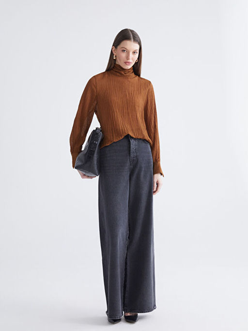 Dik Yaka Dokulu Bluz