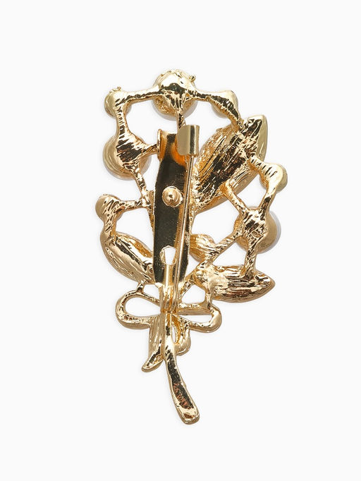 Брошь Ветка жемчужных ягод, цвет белый в золоте