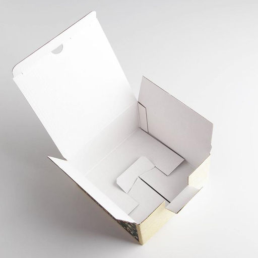 Цена за 2 шт. Коробка подарочная новогодняя складная Present, 15×15×7 см, Новый год