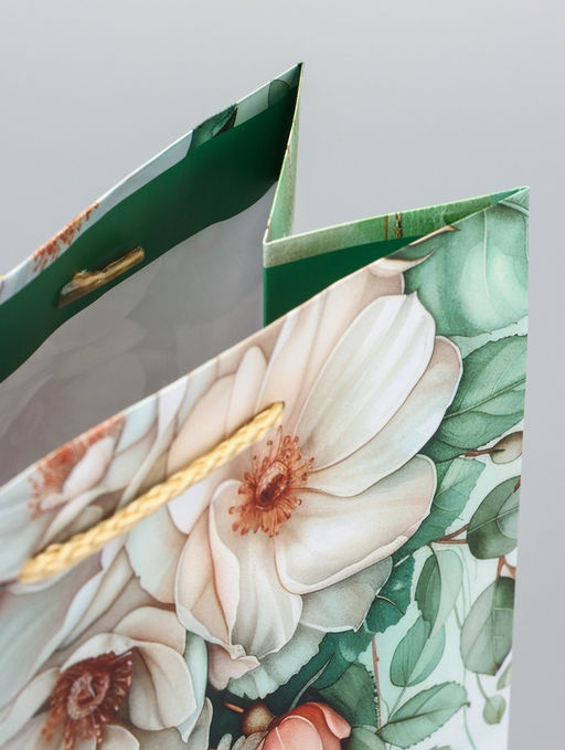 Цена за 2 шт. Пакет подарочный ламинированный Цветочный рай 18?22.3?10 см