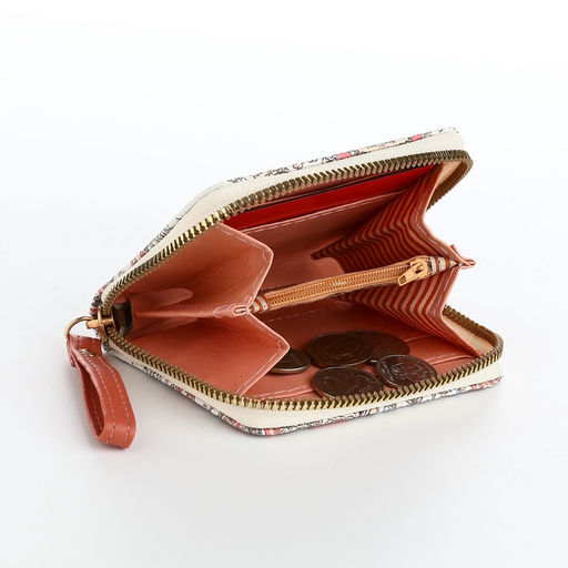 Кошелёк женский на молнии с ремешком, белый