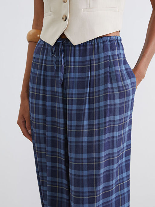 Beli Lastikli Ekose Kad?n Pileli Jogger Pantolon