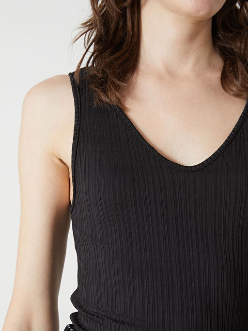 V Yaka Dokulu Kad?n Atlet