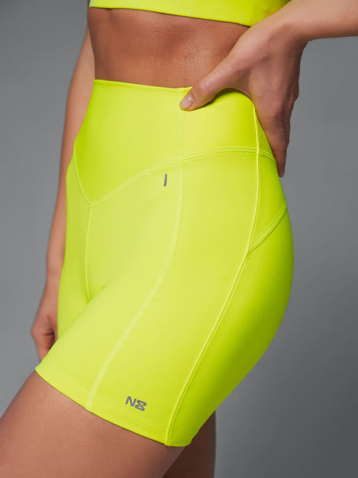 Шорты с фигурным моделирующим поясом и плоскими швами - NEVERLATE фото 3