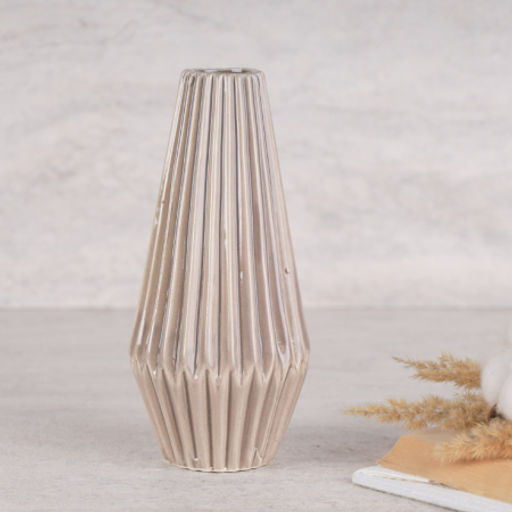 Цена за 1 шт. Ваза 18 см Коричневый / FLM-61 /уп 6/48/А без индивидуальной упаковки