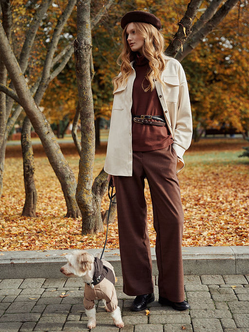 Брюки женские коричневые в клетку