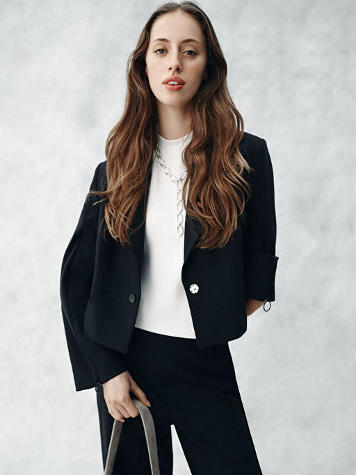 Kolay Giyilebilir Koldan Fermuarl? Kad?n Crop Blazer Ceket