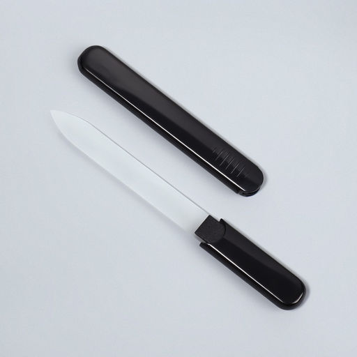 Цена за 2 шт. Пилка стеклянная для ногтей, 14.2 см, в футляре, чёрная