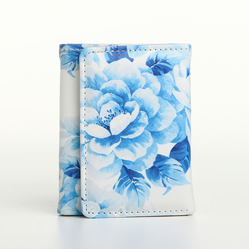 Кошелёк женский на кнопке, 10.5×2.5×8.5 см, с цветочным принтом, белый/голубой