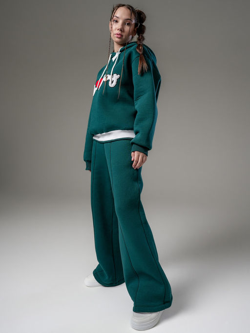 Костюм спортивный