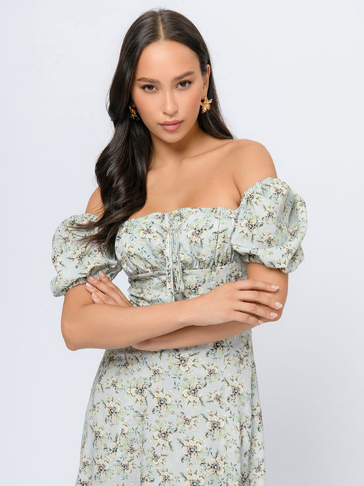 Платье серо-голубого цвета с принтом длины миди со сборкой на лифе и короткими рукавами - 1001dress фото 4