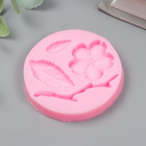 Цена за 3 шт. Молд силиконовый Цветочек 1?5?5 см