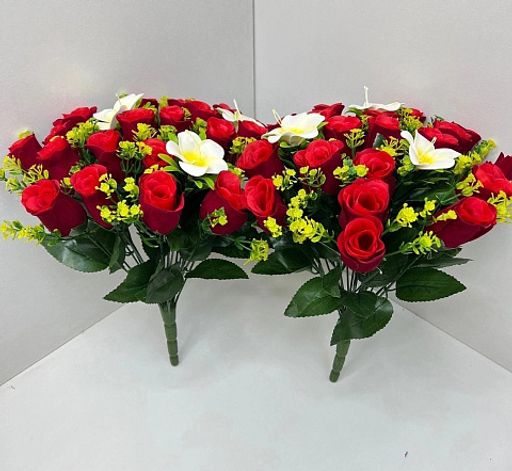 Цветы искусственные декоративные Розы 24 бутона + 3 франжипани 37 см