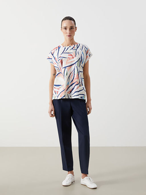 Bisiklet Yaka Desenli Kad?n Ti??rt