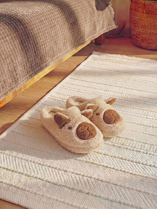 Hayvan Fig?rl? Kad?n Ev Terli?i