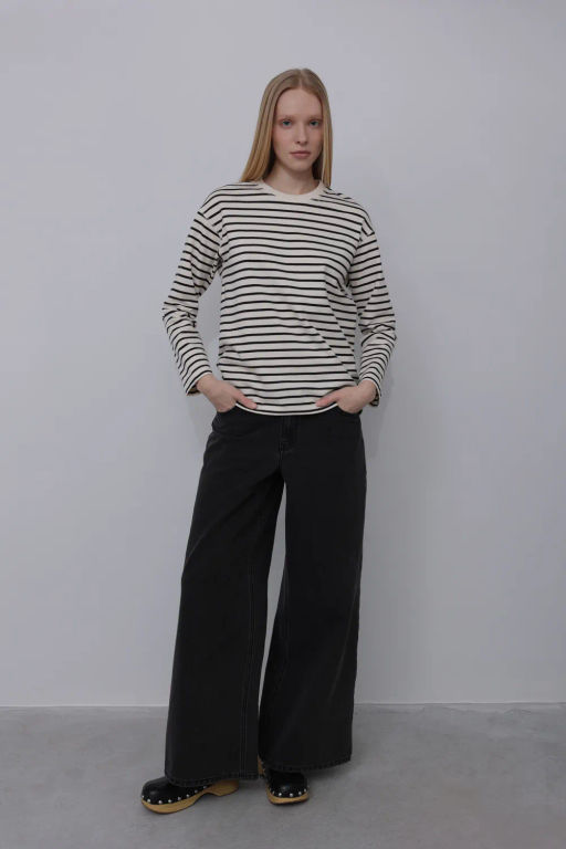 Черно-белый лонгслив в горизонтальную полоску - Incity фото 14