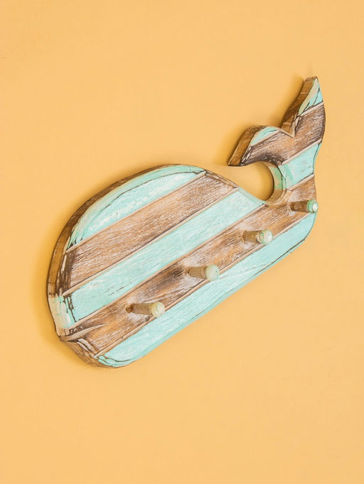 Вешалка «Кит», с 4 крючками, 44×6×18 см, дерево, бирюзовая
