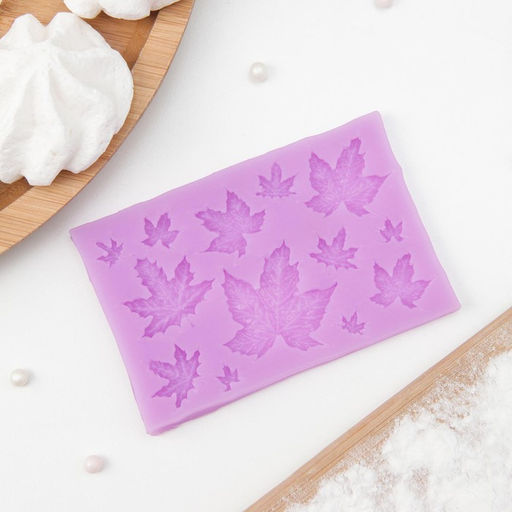 Молд для заливки Доляна «Листья», силикон, 9.5×6.3 см, розовый