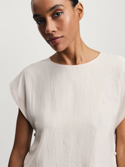 Блузка со спущенным рукавом и декоративными пуговицами / Zarina  фото 6