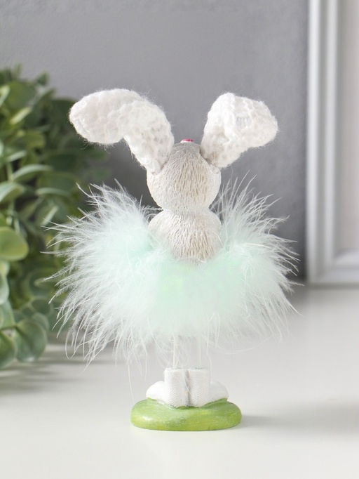 Фигурка полистоун Малышка-зайка пушок стесняшка, 4.5?4?18 см