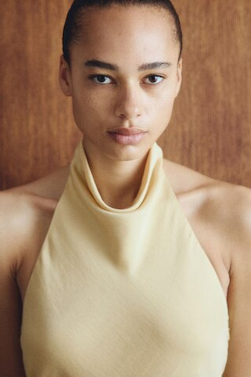 Vestido asim?trico con escote halter - H&m фото 3