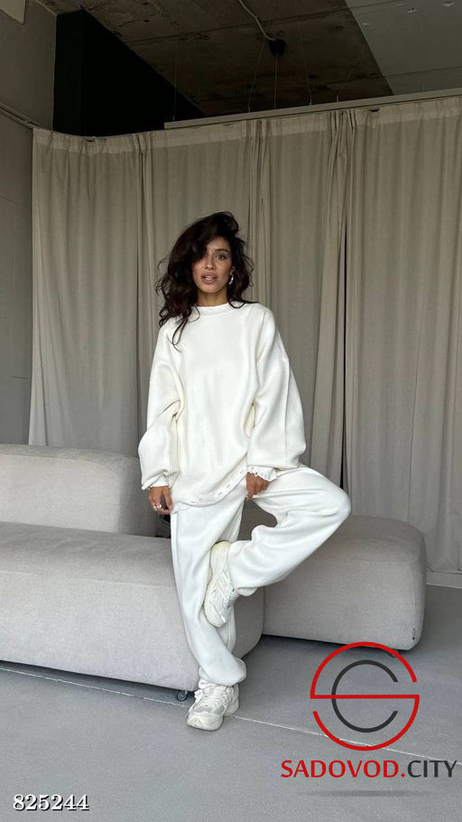 Костюм вязаный женский