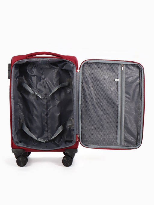 Чемодан 20",Текст,36*25*58,отд на молнии,1 нар/карм, увелич,код замок,4 колеса, красный