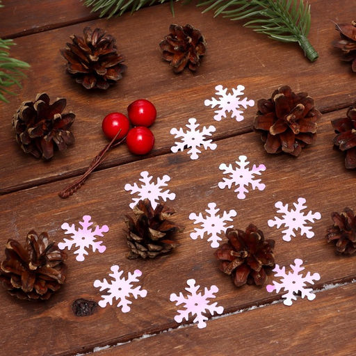 Новогодний декор «Снежинки»