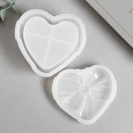 Молд силикононовый «Шкатулка - бантик сердце» с крышкой 8,4 х 9,7 х 6,7 см