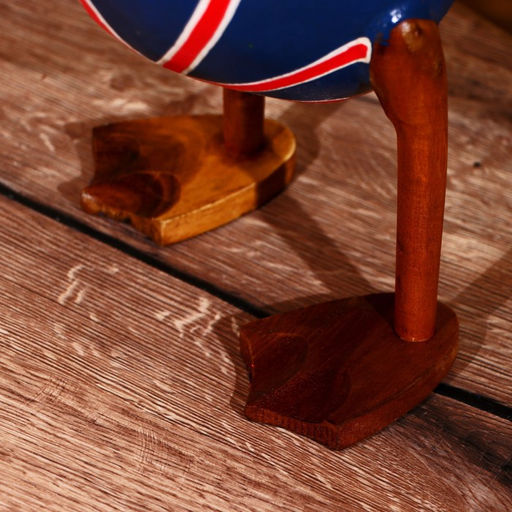 Сувенир «Утка - британка», 45 см, дерево