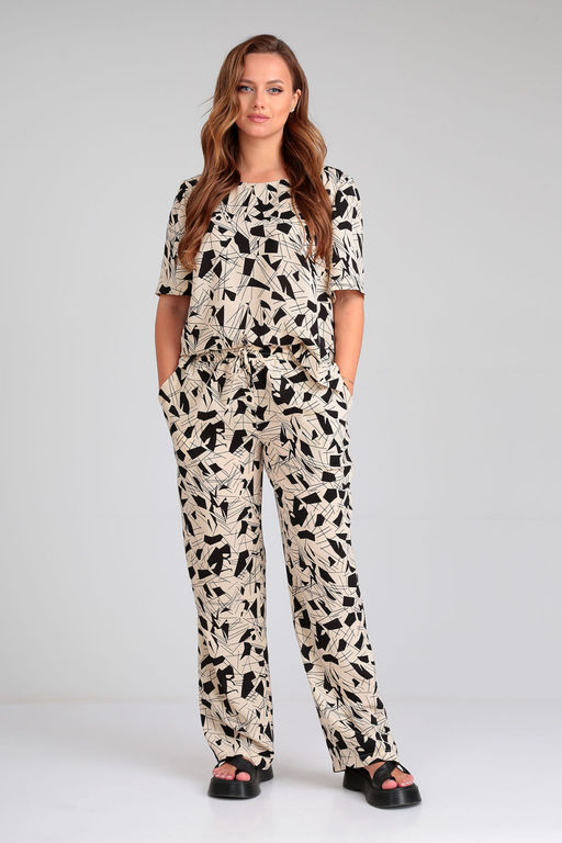 Костюм Liona Style 873 бежевый