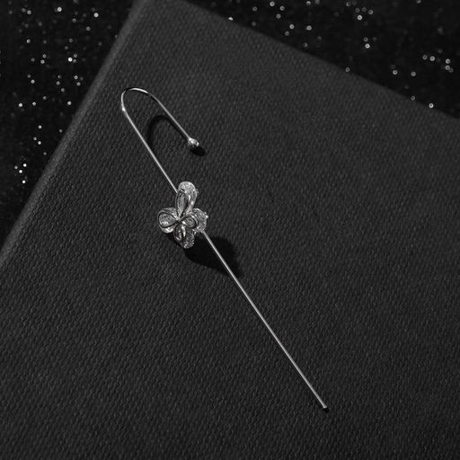 Серьга кафф «Бабочка», цвет белый в серебре