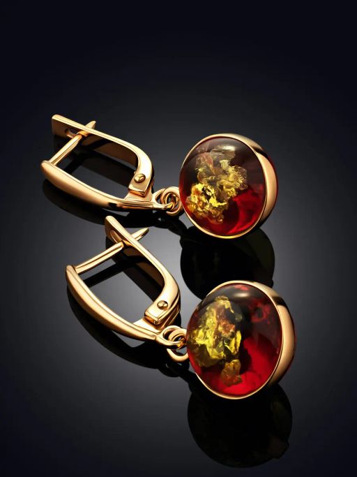 Яркие эффектные серьги из позолоченного серебра с искрящимся красным янтарём Сорбонна - Амберхолл фото 2
