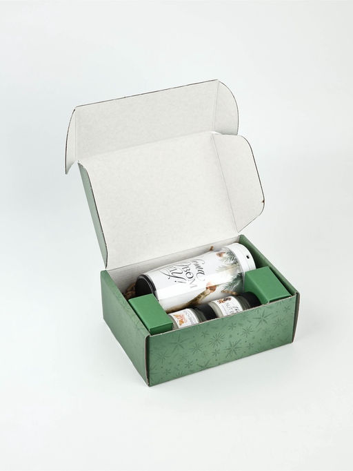 Подарочный набор новогодний «Уюта в Новом году», термостакан 250 мл, свечи в банке 2 шт.