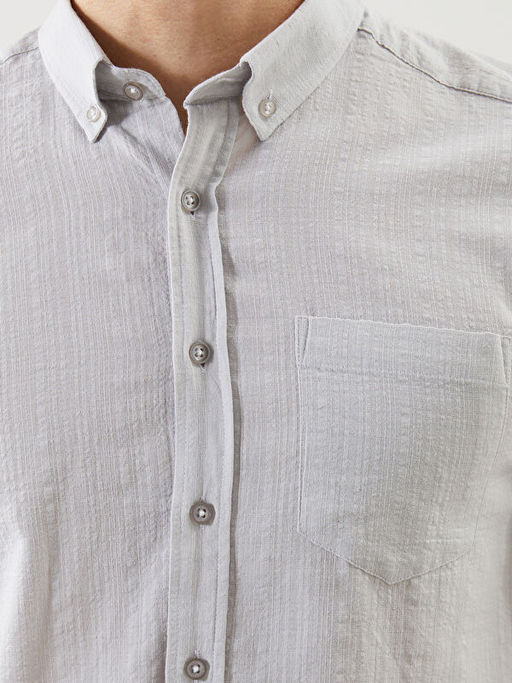 Regular Fit K?sa Kollu Arm?rl? Erkek Dokulu G?mlek