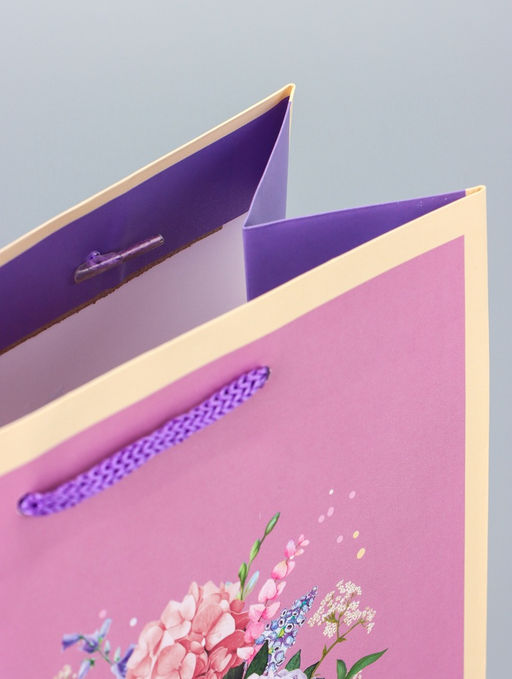 Цена за 2 шт. Пакет подарочный ламинированный Цветочная радость 18?22.3?10 см