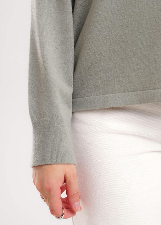 364627вн Джемпер жен. (ЧЗ)