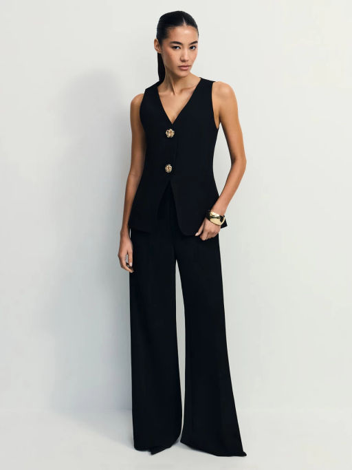 Костюмный жилет с декоративными пуговицами / Zarina