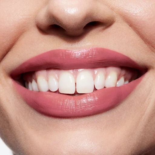 Увлажняющая кремовая губная помада Ultra Colour, 3.6 г