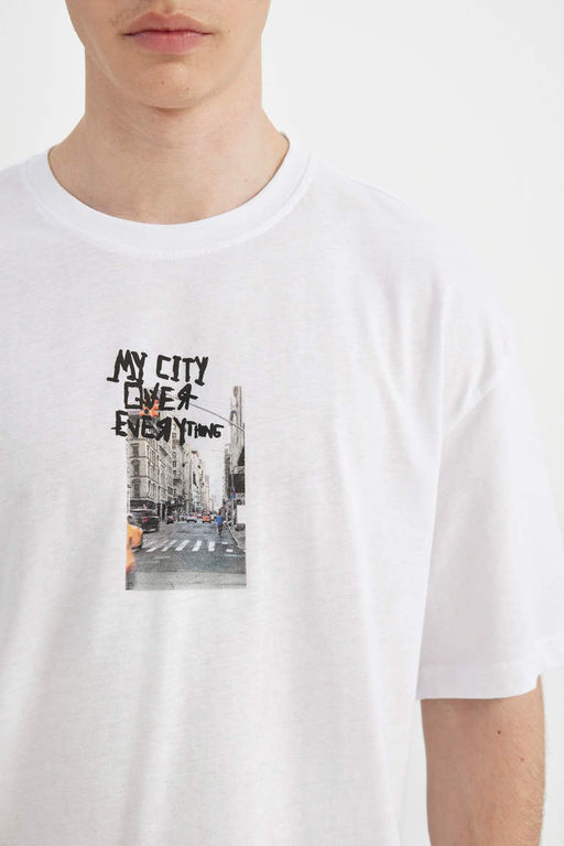 Футболка Comfort Fit с круглым вырезом и короткими рукавами с принтом на спине - Defacto фото 6