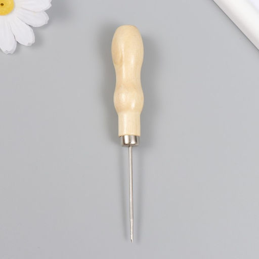 Шило дерево, металл, длина иглы 5.5 см, толщина 0.2 см, 2×2×13 см