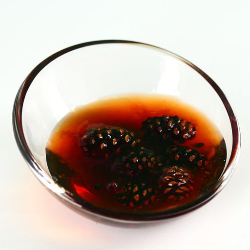 Набор варенья с сосновыми шишками 23 февраля, вкусы: апельсин, брусника, классический, 30 г. x 3 шт. - Simaland фото 4