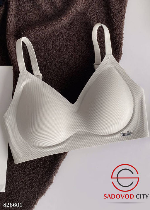 Бюстгальтер бесшовный регулируется