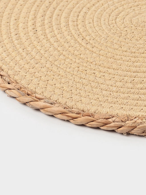 Салфетка плетёная сервировочная «Доляна. Мэг», 38×38 см, бежевая