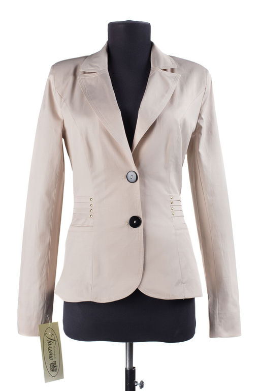 08-0845 Ветровка женская