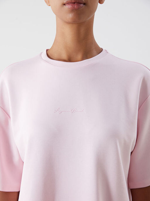 Bisiklet Yaka Oversize Kad?n Ti??rt