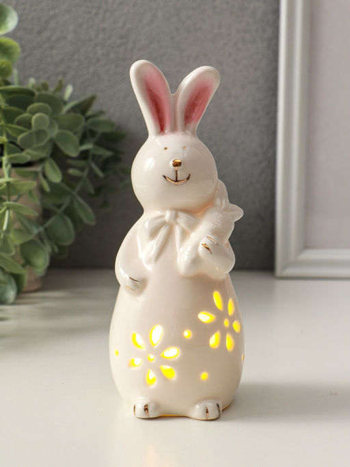 Фигурка светящаяся Зайка с морковкой, керамика, белый, 5?5.5?15.5 см